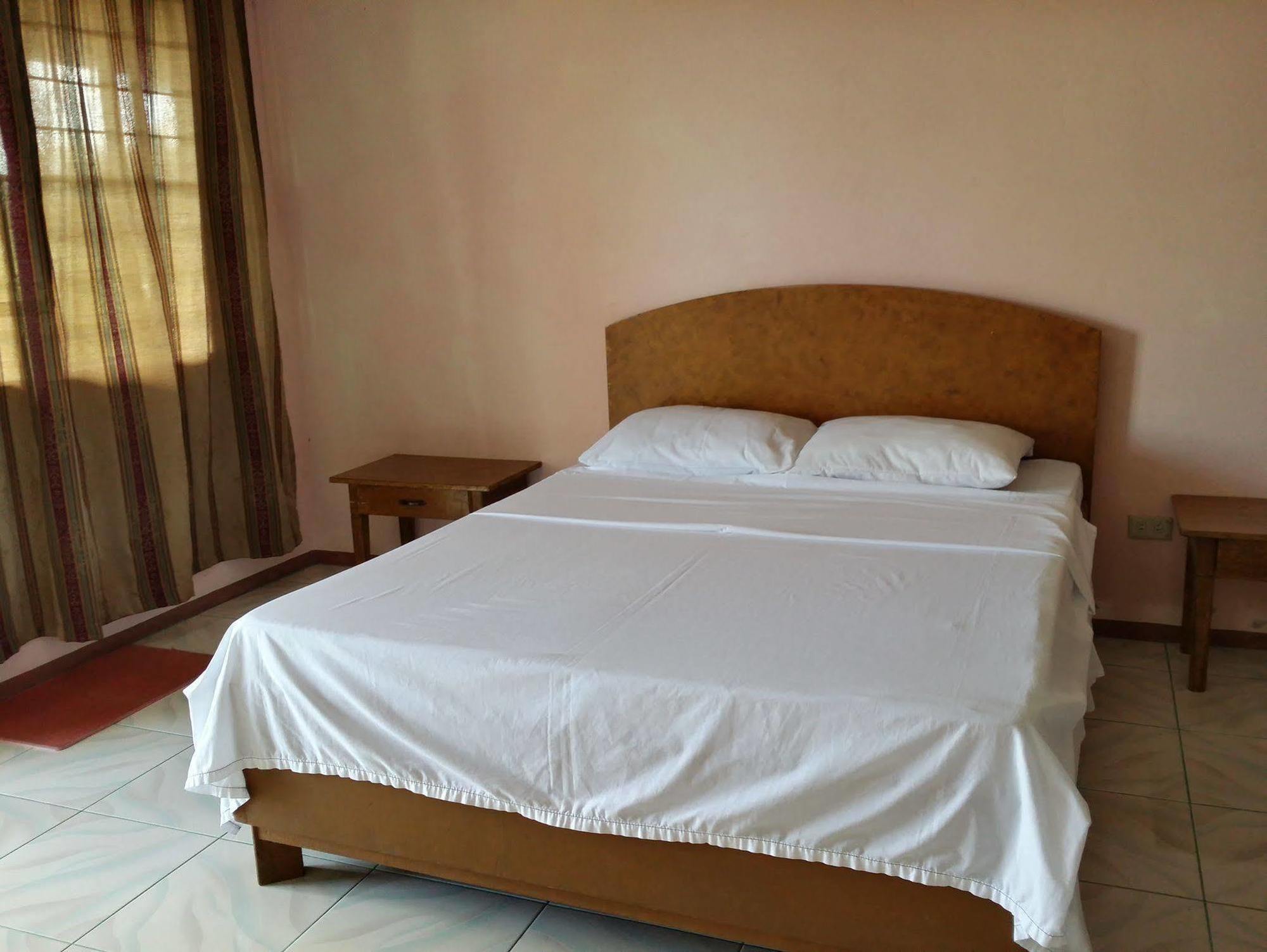 El Paso Inn Tagaytay City Bagian luar foto